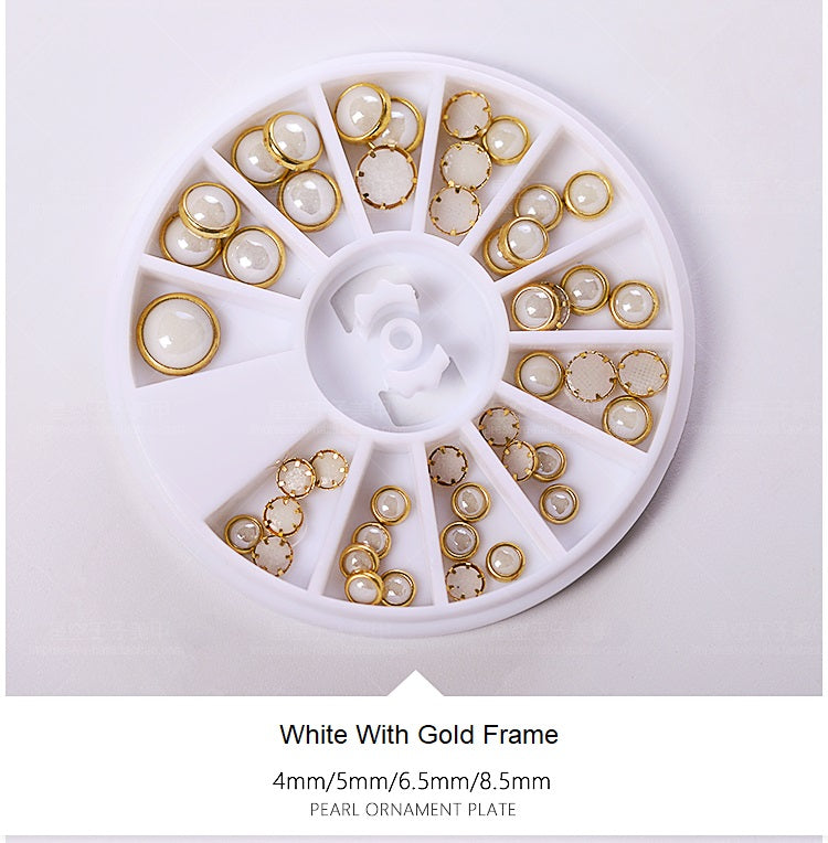 Nail Art white Pearls with gold frame iroiro